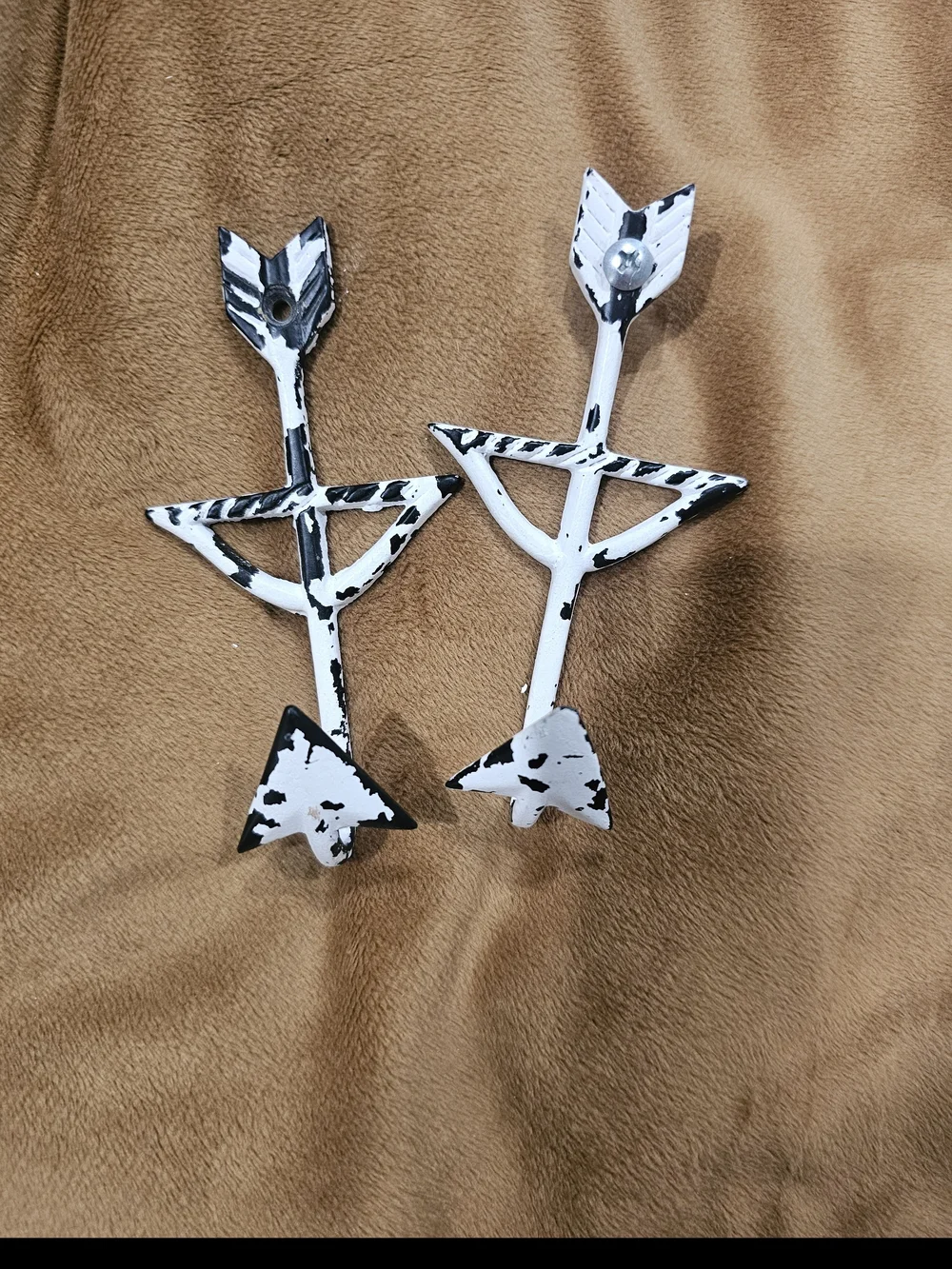 Metal Arrow Wall Hooks - Distressed White and Black